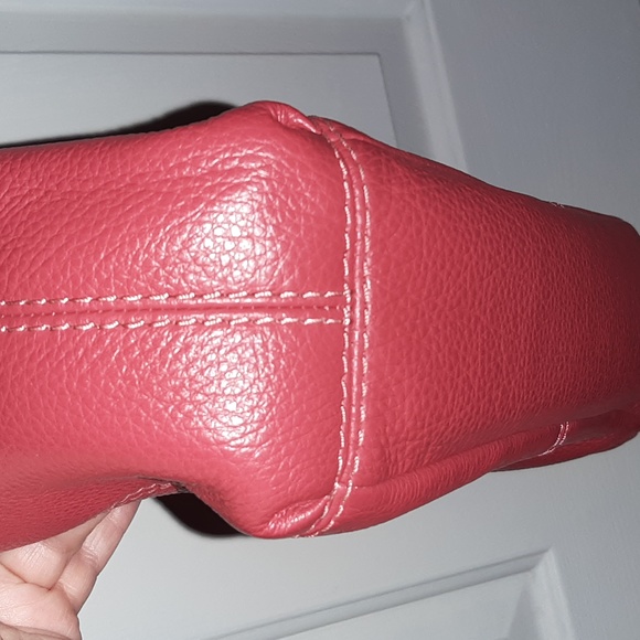 🛍Coach Bag Flawless- Beautiful❣Red Flawless Bag🛍Make an Offer! - Picture 11 of 13